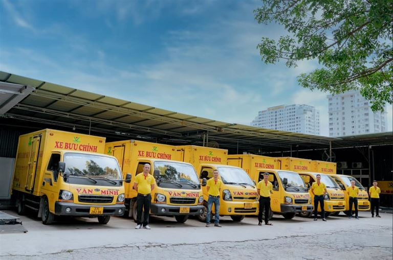 Dịch vụ chuyển phát nhanh hàng hóa bằng xe tải chuyên dụng của Văn Minh