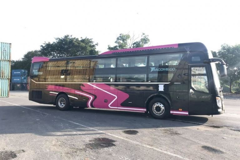 Dịch vụ trung chuyển và vận chuyển hàng hóa của nhà xe Nam Quỳnh Anh