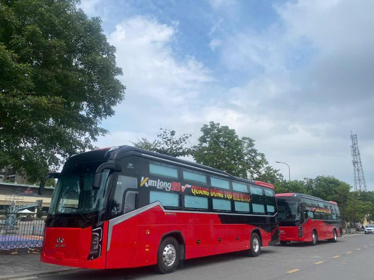 Dịch vụ xe limousine cao cấp của Quang Dũng VIP Limousine trên tuyến Hà Nội Hội An