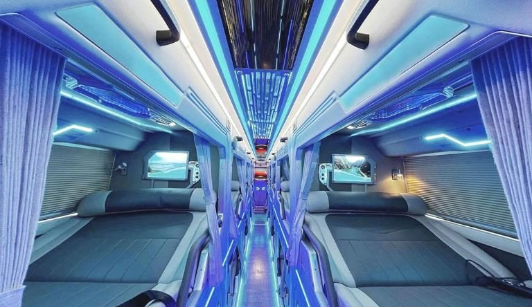 Điểm trả khách tại trung tâm phố cổ Hội An của Quang Dũng VIP Limousine