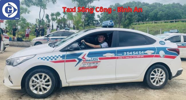 Điện thoại hiển thị ứng dụng đặt taxi Sông Công Thái Nguyên