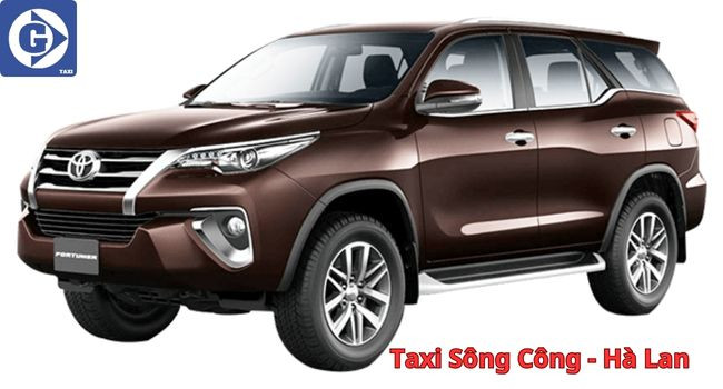 Điện thoại với màn hình đặt xe taxi Sông Công Thái Nguyên