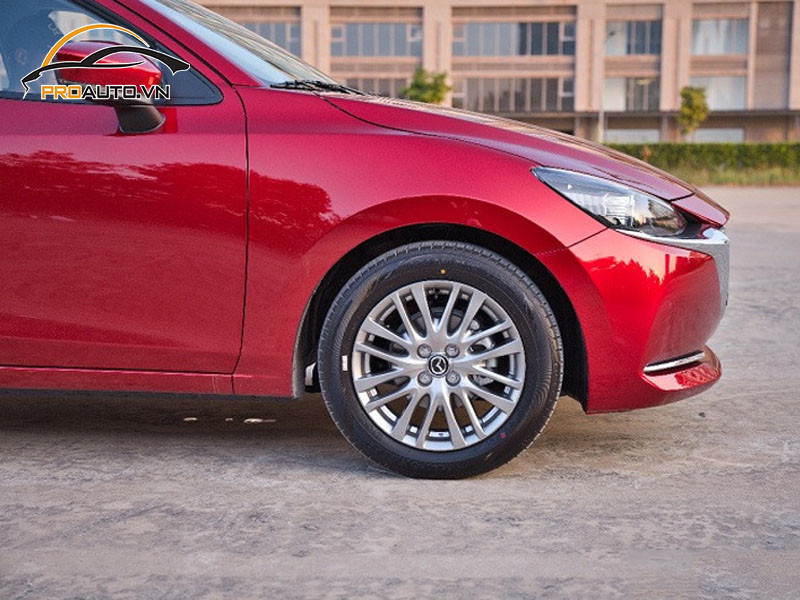Độ mâm xe Mazda 2 sai cách tiềm ẩn nhiều nguy hiểm khó lường