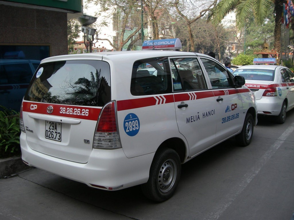 Đội hình xe taxi 7 chỗ Hà Nội sẵn sàng phục vụ hành khách