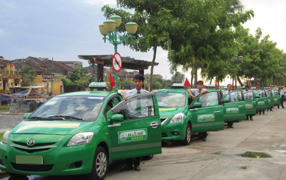 Đội ngũ taxi Mai Linh tại Kiên Lương, tỉnh Kiên Giang