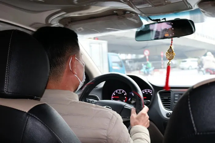Đội ngũ taxi Núi Thành chuyên nghiệp sẵn sàng phục vụ du khách
