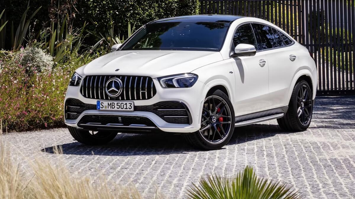 Đối thủ cạnh tranh Mercedes-Benz GLE Coupe so sánh với BMW X6