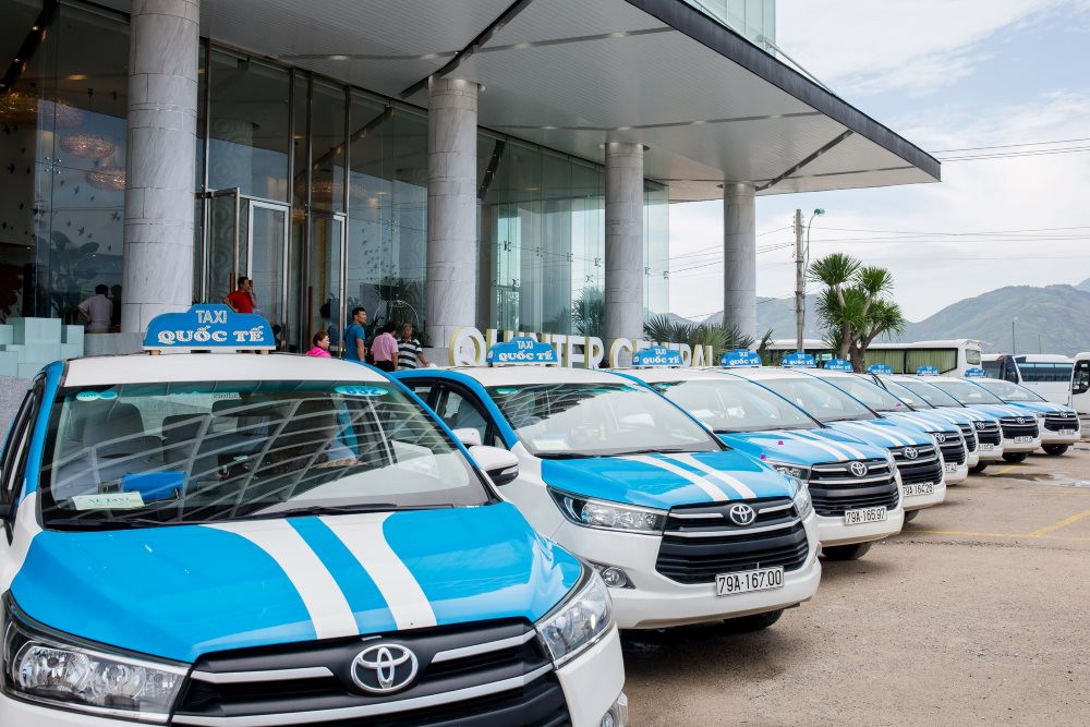 Đội xe Quốc Tế hiện đại phục vụ khách hàng tại Khánh Hòa