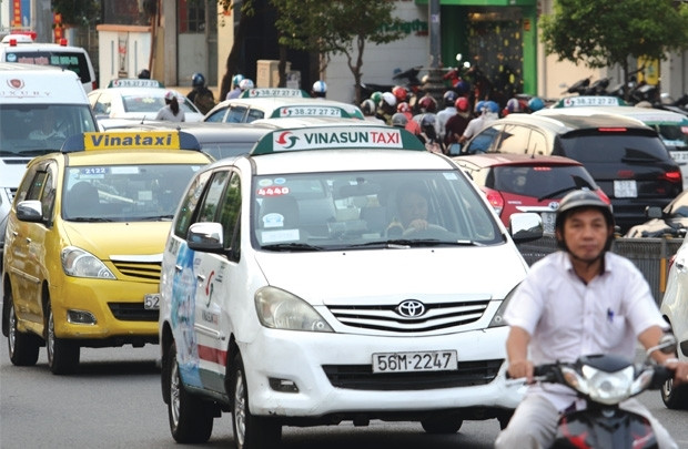 Đội xe taxi Đồng Nai hiện đại đang sẵn sàng phục vụ khách hàng