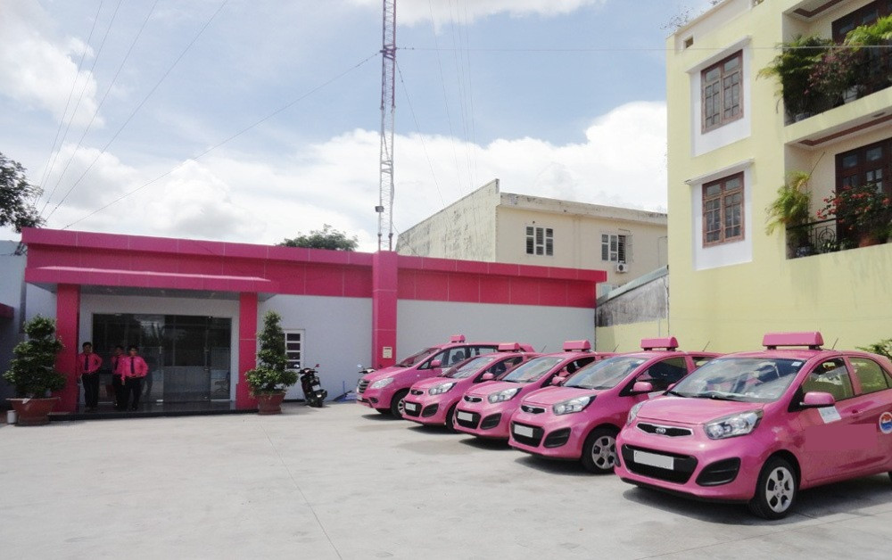 Đội xe taxi Hoàng Anh hoạt động nhiều năm tại Đông Hà