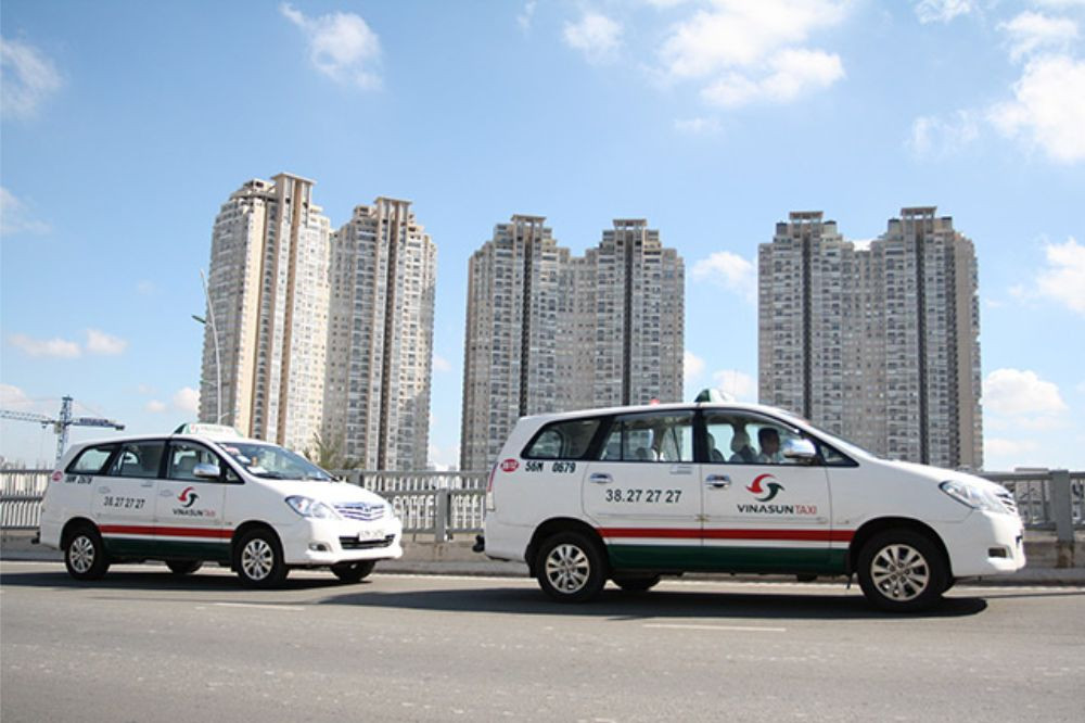 Đội xe taxi Vinasun với nhiều loại hình, đáp ứng nhu cầu di chuyển đa dạng tại Vĩnh Cửu
