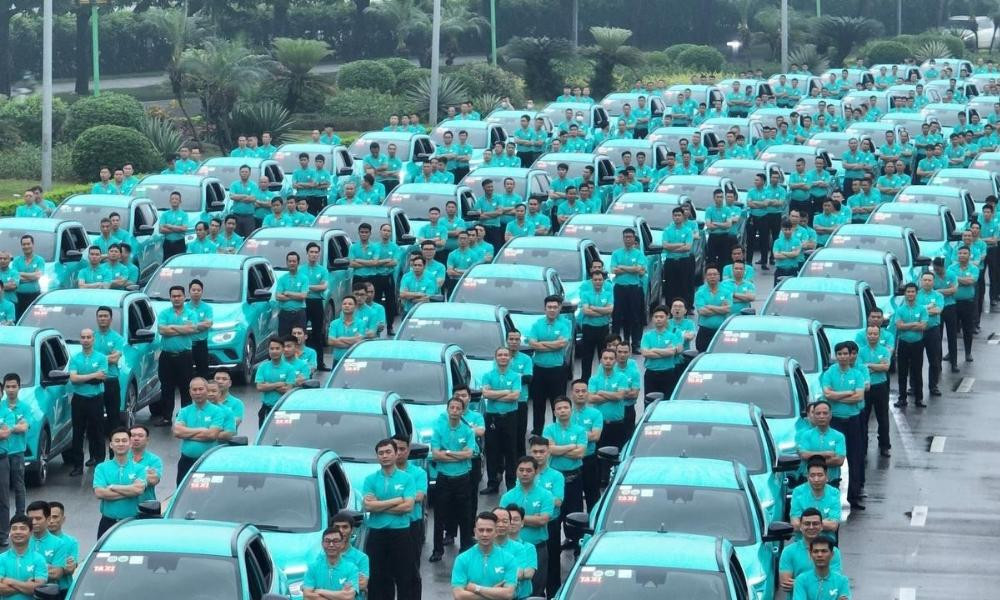 Đội xe taxi xanh SM Hải Dương hùng hậu sẵn sàng phục vụ