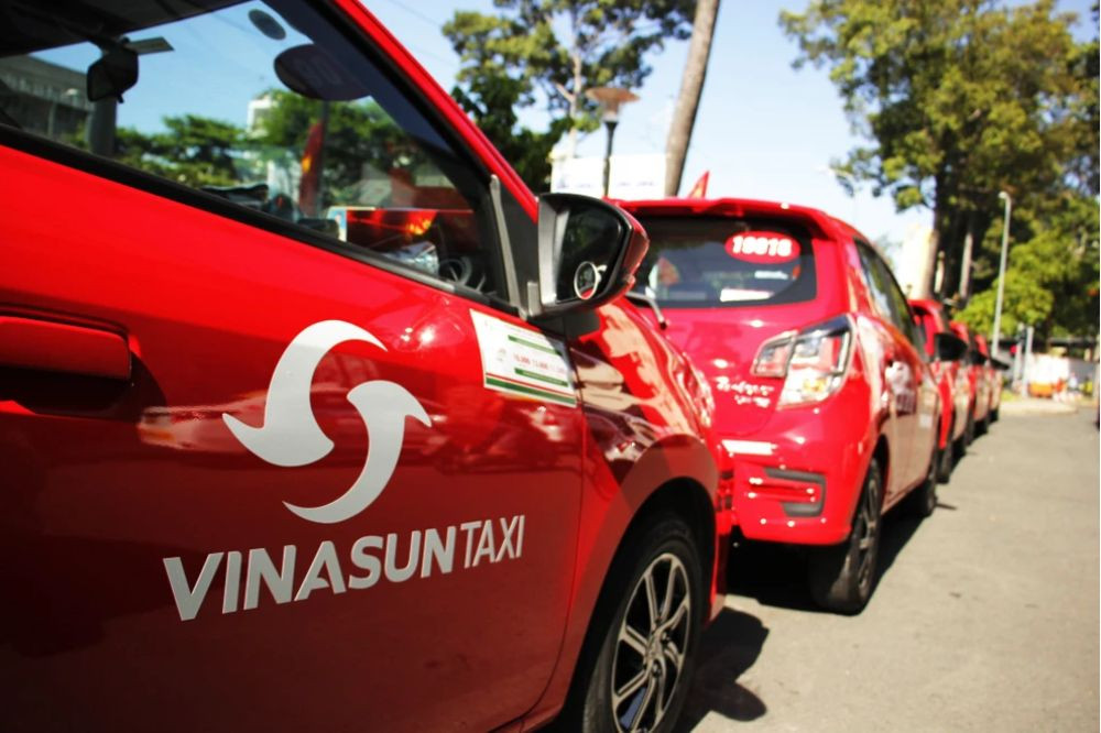 Đội xe Vinasun hiện đại phục vụ nhu cầu di chuyển của hành khách tại Vĩnh Cửu Đồng Nai
