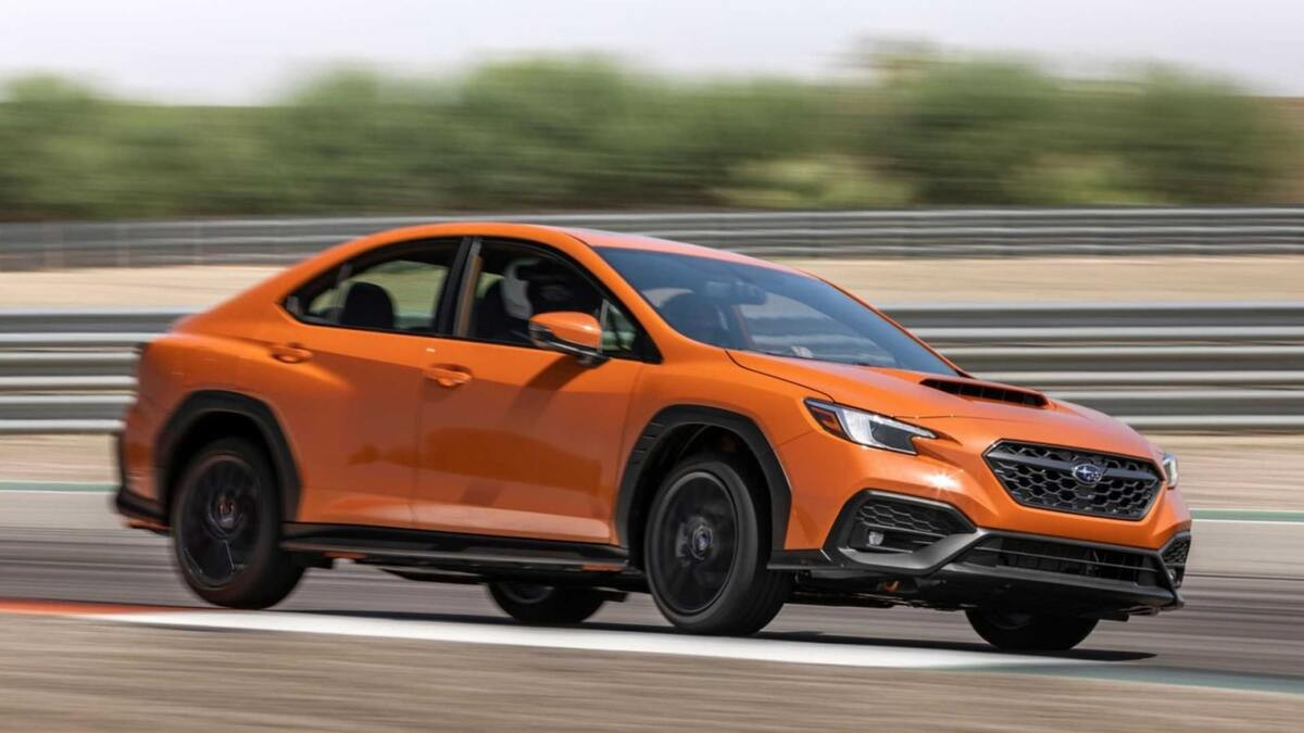 Động cơ Boxer tăng áp của Subaru WRX mang lại hiệu suất vượt trội