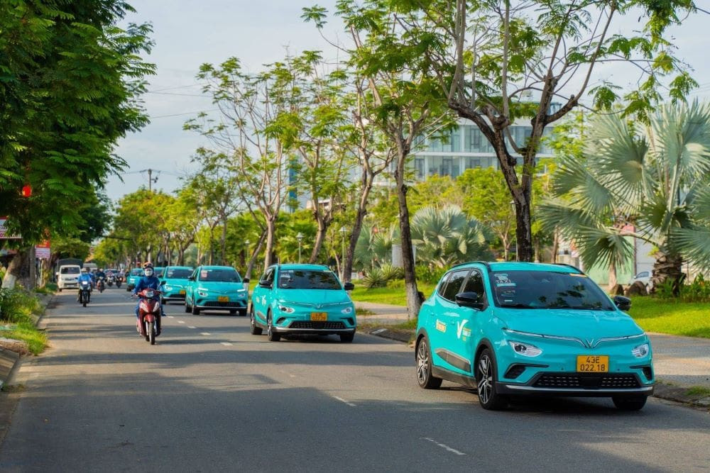 Dòng xe điện Xanh SM phục vụ khách hàng tìm kiếm taxi bạc liêu giá rẻ