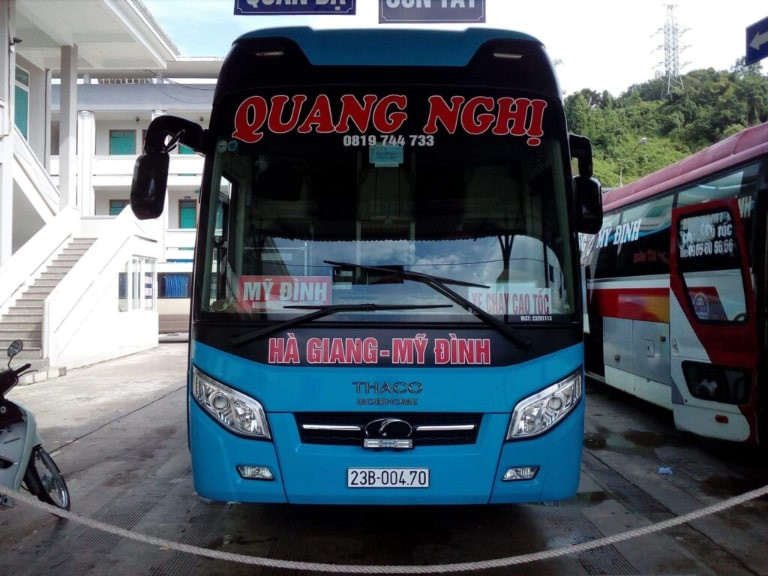 Dòng xe khách giường nằm hiện đại của Quang Nghị tuyến Hà Giang Mèo Vạc