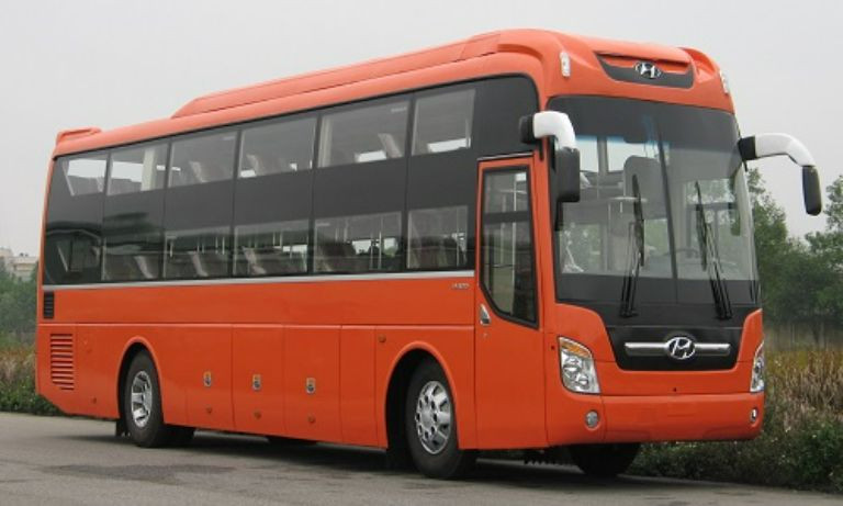 Dòng xe khách hiện đại phục vụ tuyến Ninh Bình Lạng Sơn