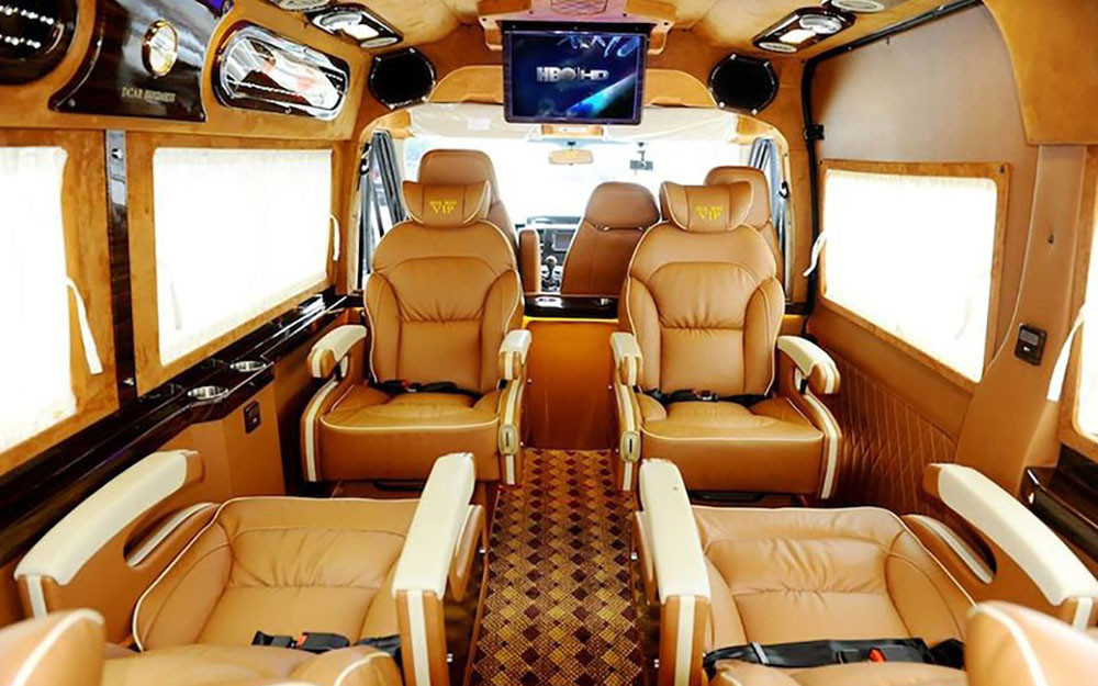 Dòng xe limousine 9 chỗ của Nam Á Châu được rất nhiều người yêu thích
