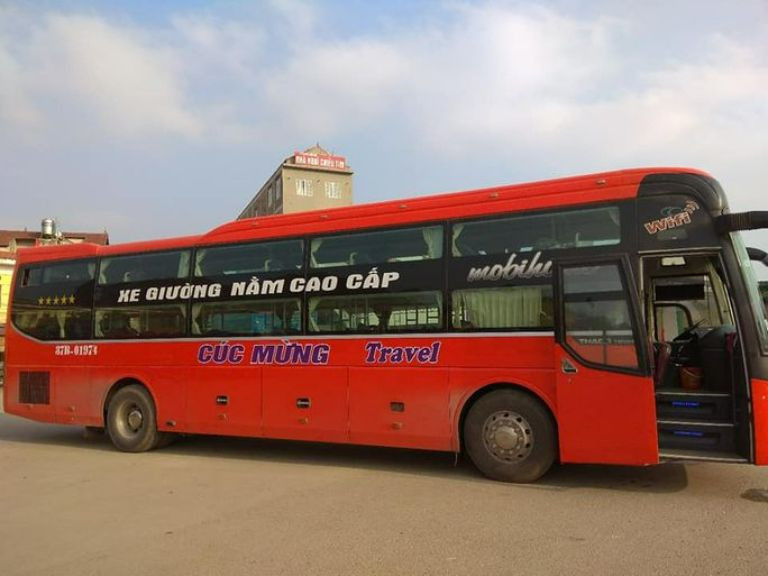 Dòng xe Limousine cao cấp của nhà xe Cúc Mừng phục vụ tuyến Ninh Bình Lạng Sơn