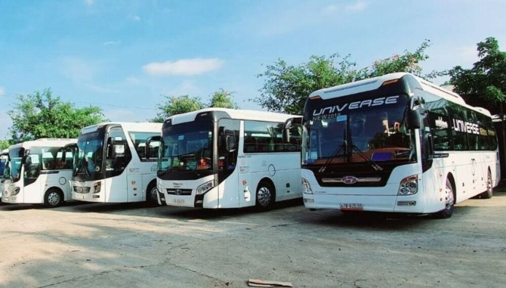 Du khách có thể lựa chọn xe khách để đến bến xe Pleiku Gia Lai