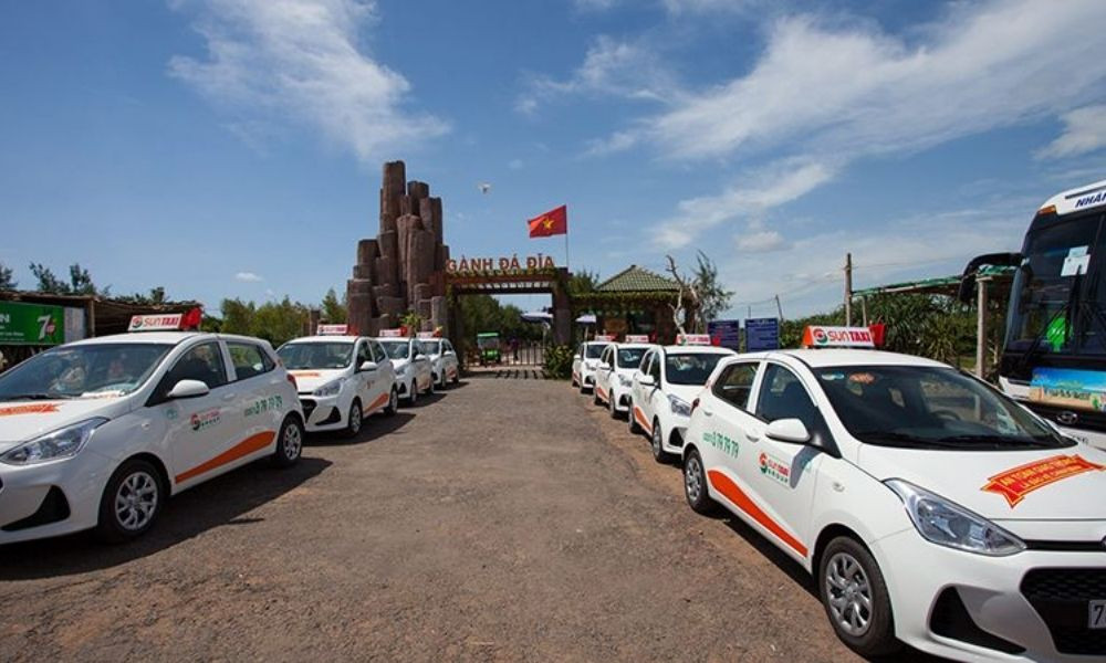 Du khách dễ dàng di chuyển và khám phá các điểm đến tại Phú Yên cùng Sun Taxi