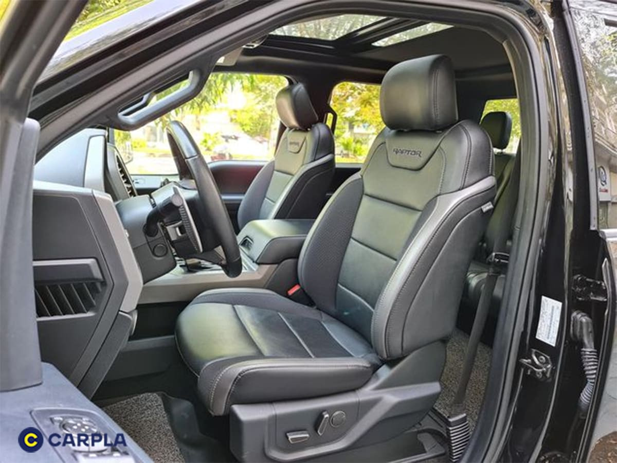 Ghế ngồi Ford Raptor 2023 form dáng thể thao, thời thượng được bọc da cao cấp