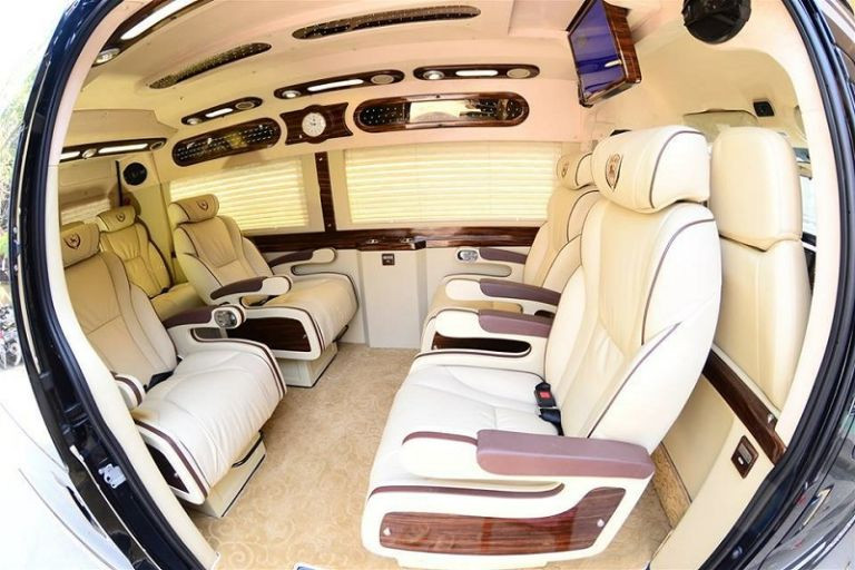 Ghế ngồi tiện nghi trên xe Lộc Mã Luxury
