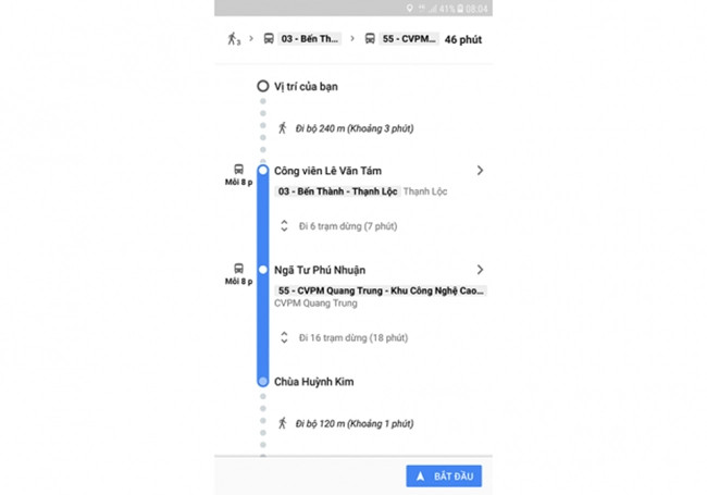 Giao diện điều hướng của Google Maps khi di chuyển đến trạm xe buýt