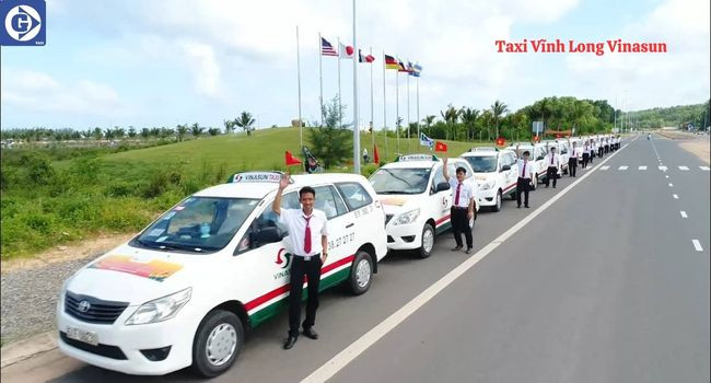 Giao diện ứng dụng đặt xe taxi Vĩnh Long trên điện thoại