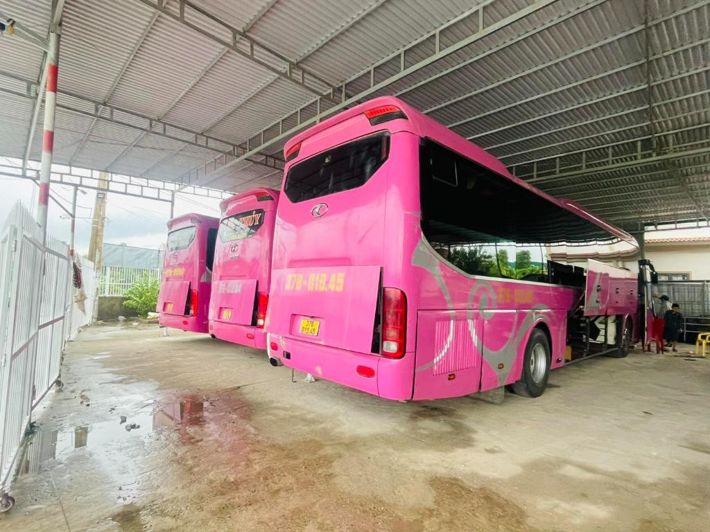Giao diện Zalo chat để đặt vé xe khách Nhà xe Lộc Thủy tiện lợi