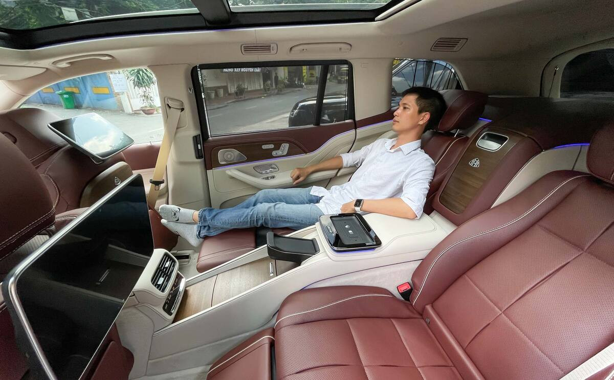 GLS 600 Maybach được trang bị nhiều tiện nghi hiện đại