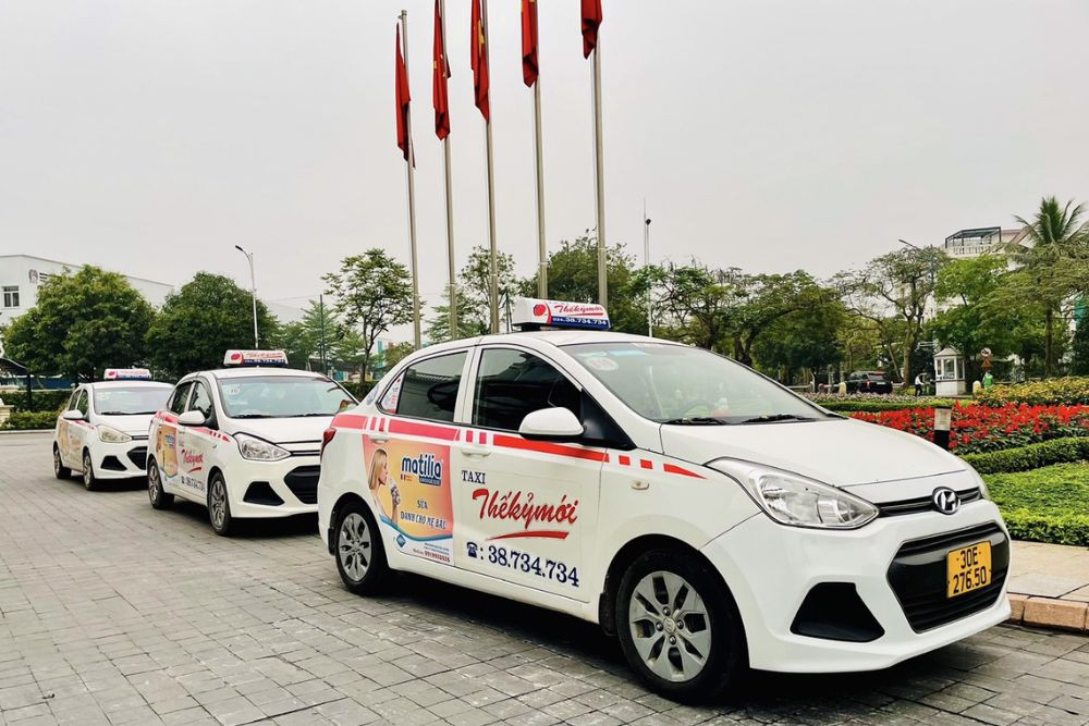 Gọi xe dễ dàng qua app đặt taxi tại Long Biên của hãng xe Thế Kỷ Mới