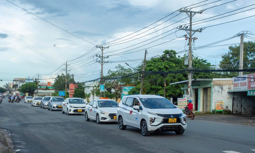 Hãng taxi Long Sơn Tây Ninh cung cấp dịch vụ taxi uy tín