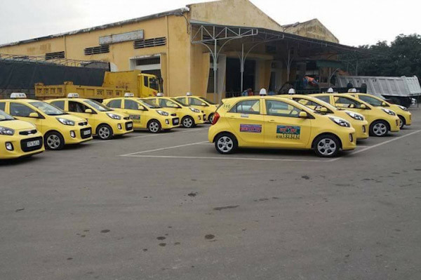 Hãng Taxi Sài Gòn với màu vàng đặc trưng tại Biên Hòa Đồng Nai