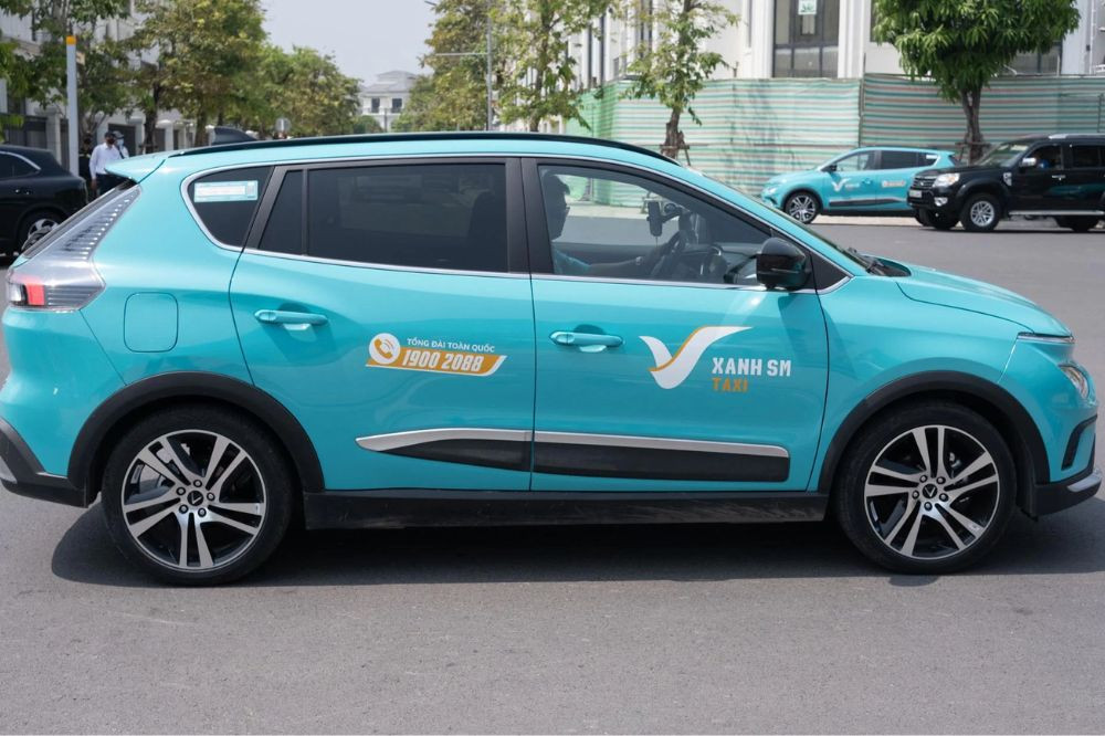Hãng taxi Xanh SM với xe điện VinFast, mang đến trải nghiệm thân thiện môi trường cho chuyến đi Vĩnh Cửu