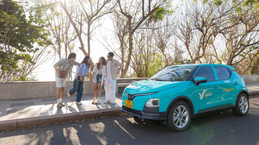 Hành khách trải nghiệm dịch vụ taxi xanh Bắc Ninh