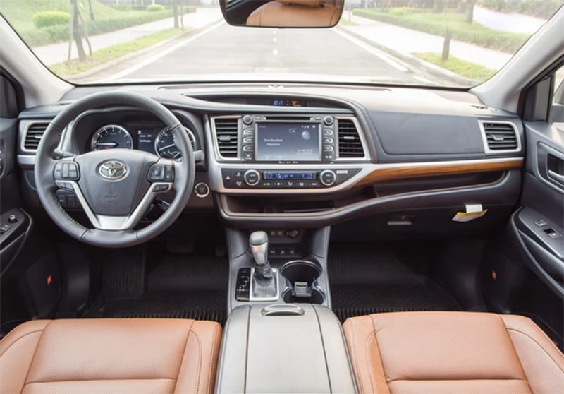 Hệ thống tiện nghi và an toàn của xe Toyota Highlander 2019