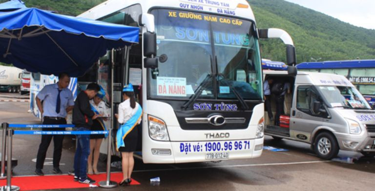 Hệ thống văn phòng rộng khắp của nhà xe Sơn Tùng