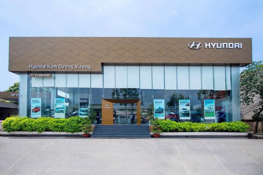 Hình ảnh Đại lý Hyundai Kinh Dương Vương vào ban đêm