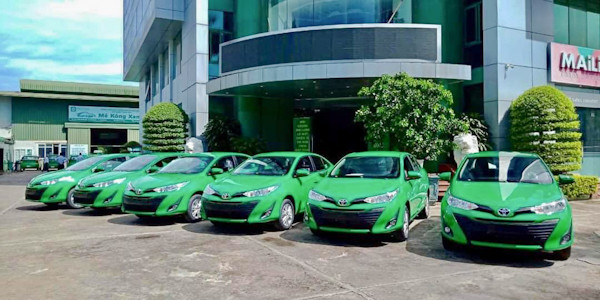 Hình ảnh đoàn xe taxi Mai Linh hoạt động tại Thanh Hóa