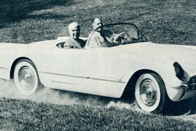 Hình ảnh Harley Earl và Zora Arkus-Duntov, những người tạo nên Chevrolet Corvette