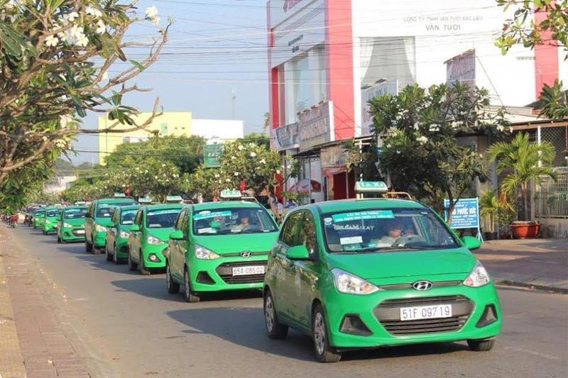 Hình ảnh minh họa việc gọi xe taxi Quận 9, phương tiện di chuyển phổ biến