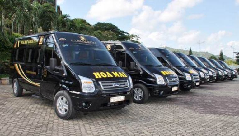 Hình ảnh tổng quan nhà xe Hoa Mai, thể hiện sự chuyên nghiệp