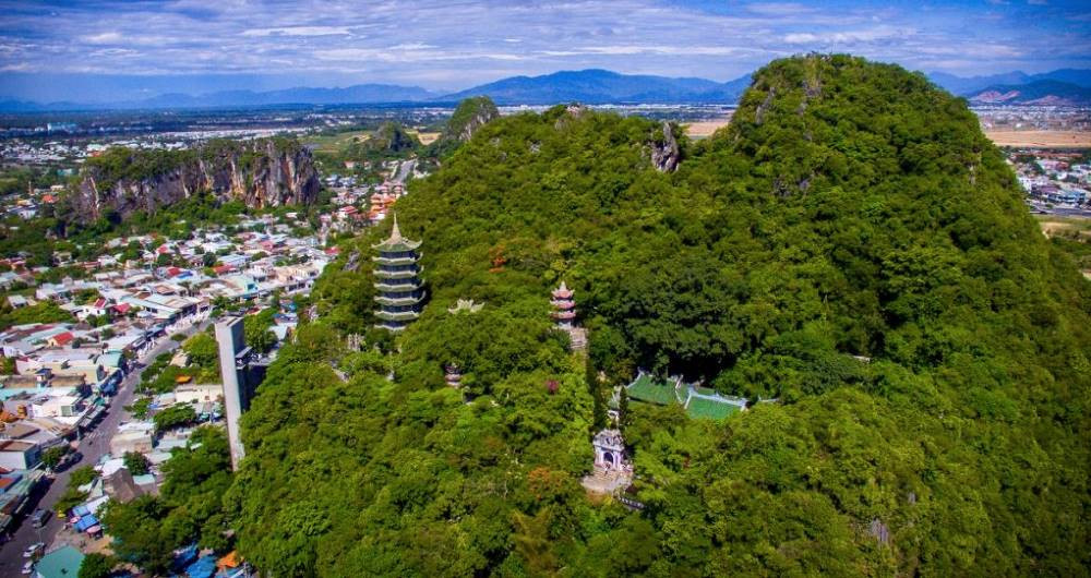 Hình ảnh Việt Nam nhìn từ trên cao, đất nước hình chữ S