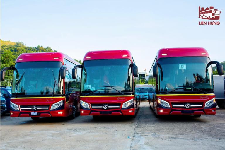 Hình ảnh xe khách chạy tuyến Đà Nẵng xuất phát từ Bến Xe Vạn Ninh