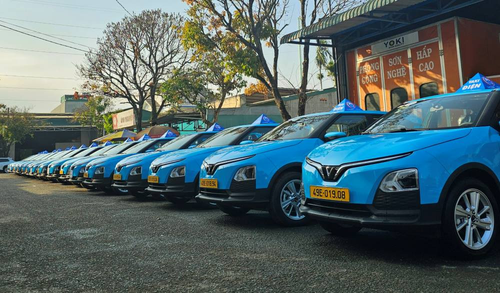 Hình ảnh xe Lado Taxi hoạt động tại Vũng Tàu, minh bạch giá cước