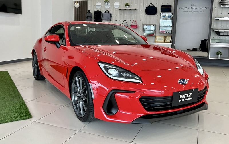 Hình ảnh xe Subaru BRZ thể thao với thiết kế mạnh mẽ