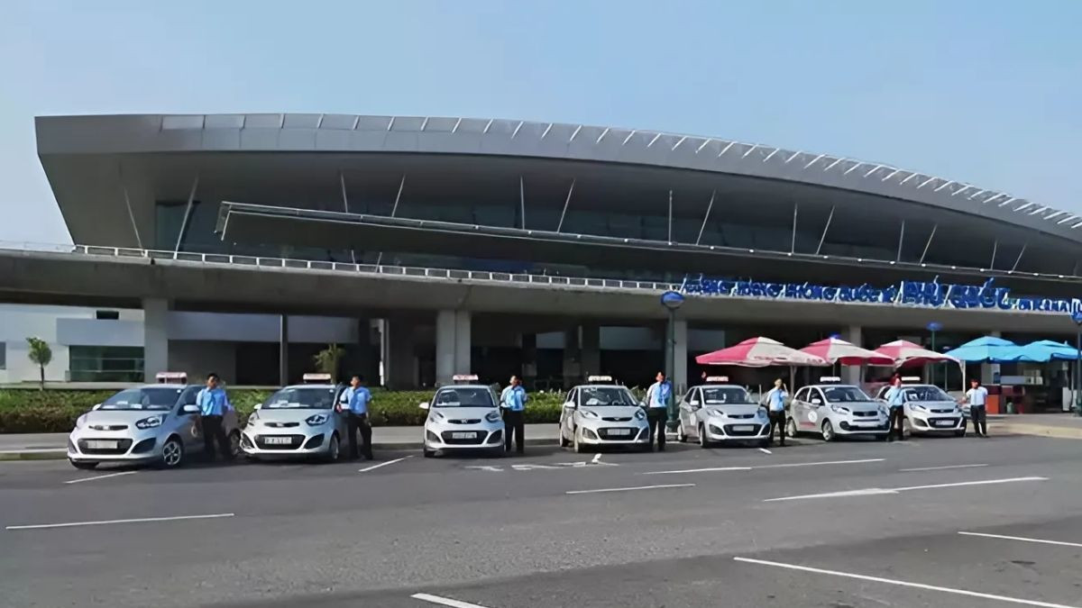 Hình ảnh xe taxi An Thới chuyên nghiệp đang hoạt động, phục vụ hành khách tại khu vực An Thới TP. Phú Quốc