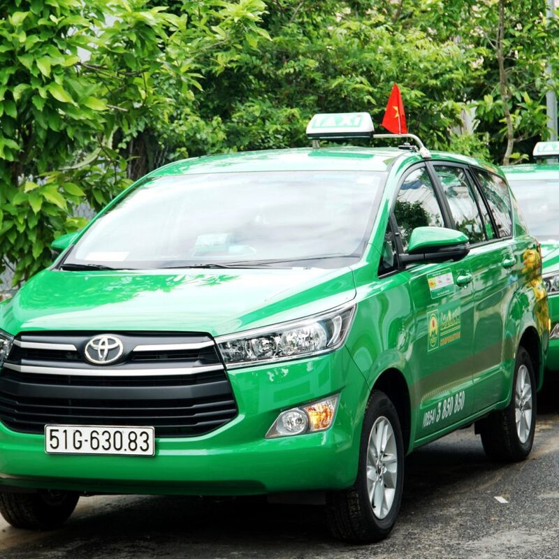 Hình ảnh xe Taxi Mai Linh Vũng Tàu, một hãng xe quen thuộc cho du khách.