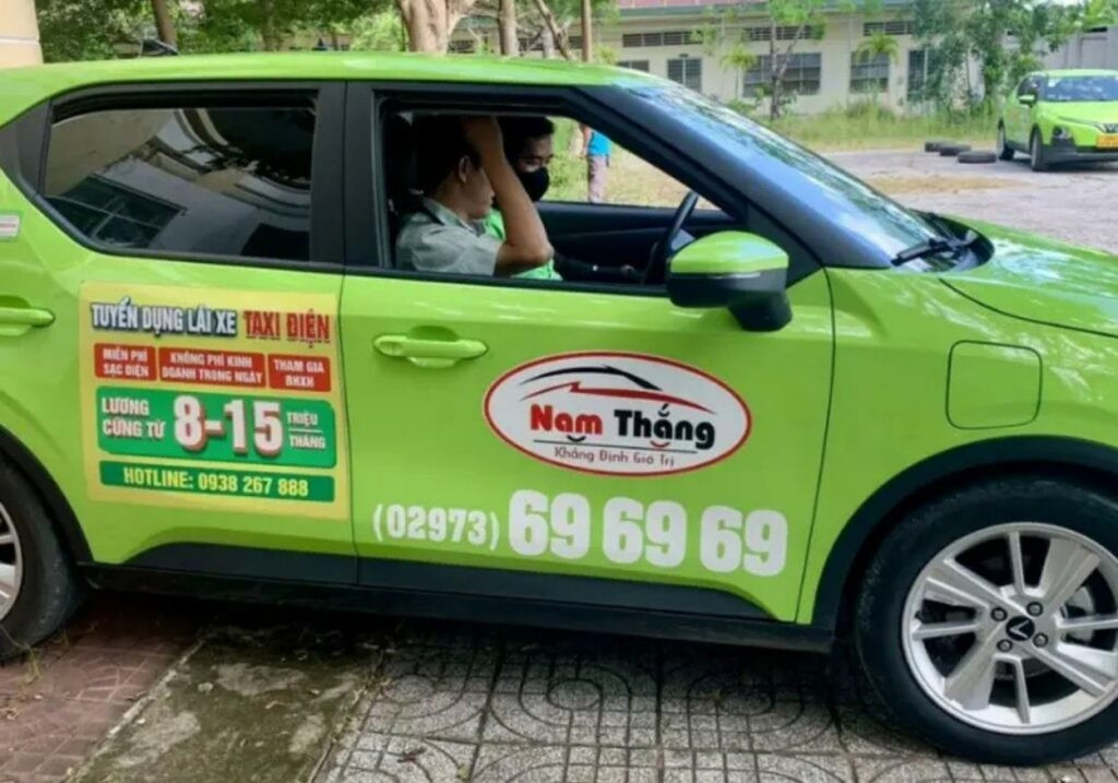 Hình ảnh xe taxi Nam Thắng Giồng Riềng, biểu tượng của sự tin cậy